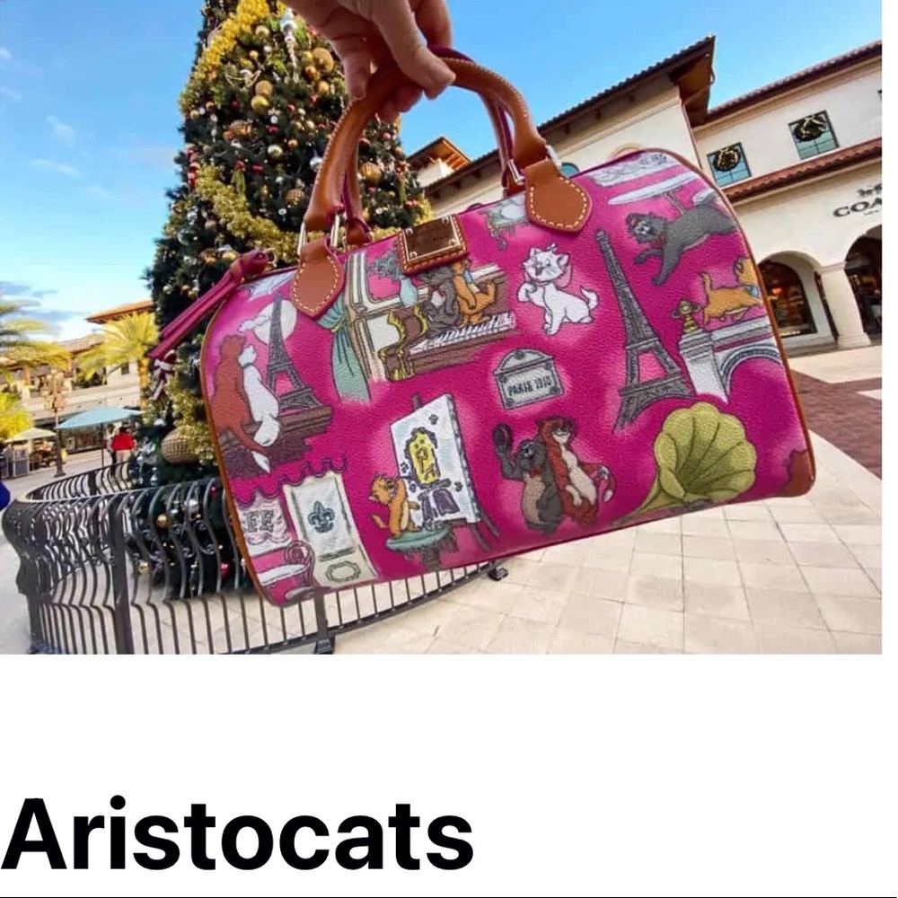 Disney’s Dooney and Bourke Aristocats Satchel - Picture 3 of 11